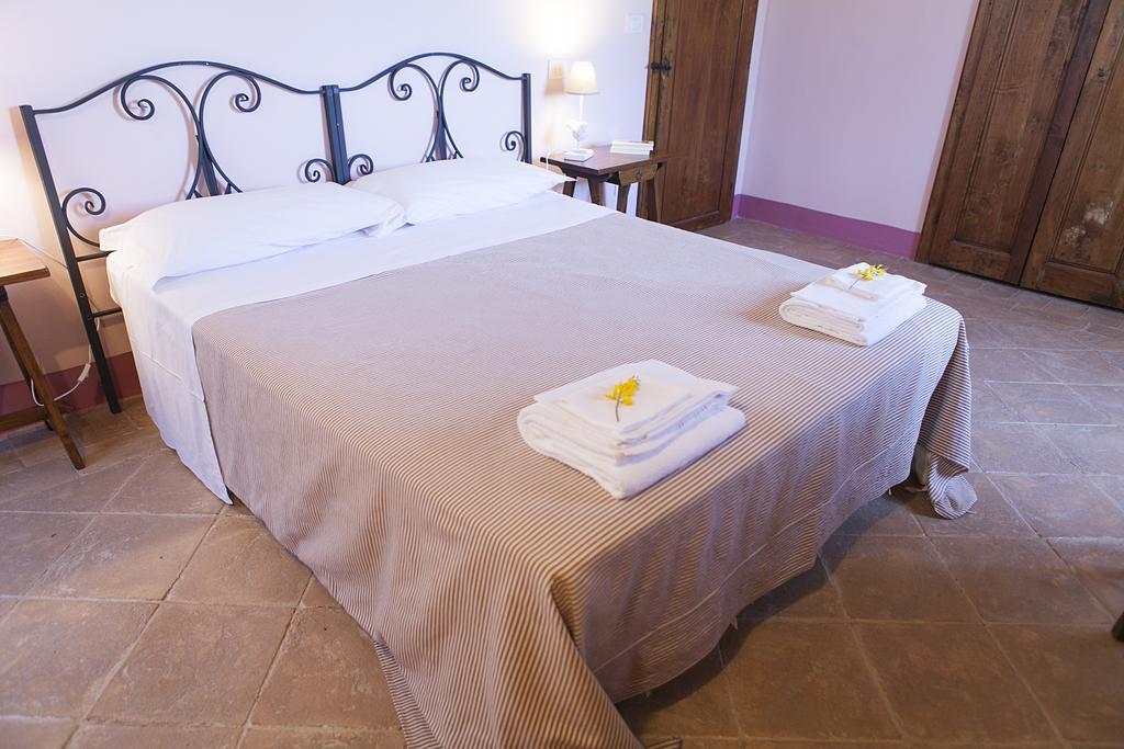 Re Artu Assisi Country Lifestyle Aparthotel Ngoại thất bức ảnh